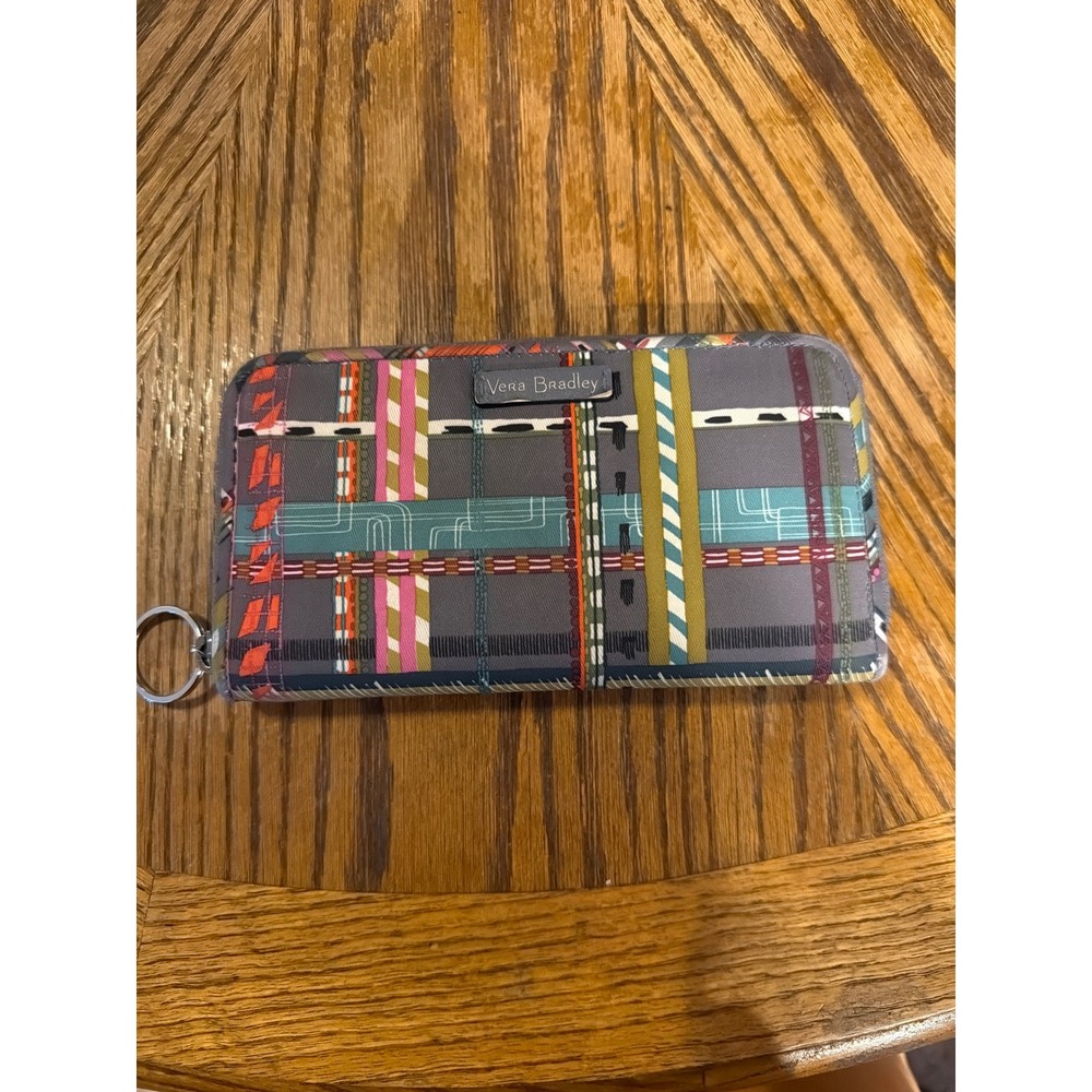Vera Bradley RFID All in One Crossbody Wallet Gray Patchwork Plaid Zip Around - Picture 1 of 3